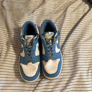 Nike Dunk UNC